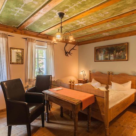 Das Forsthaus Hotelapartments 바트샨다우 외부 사진