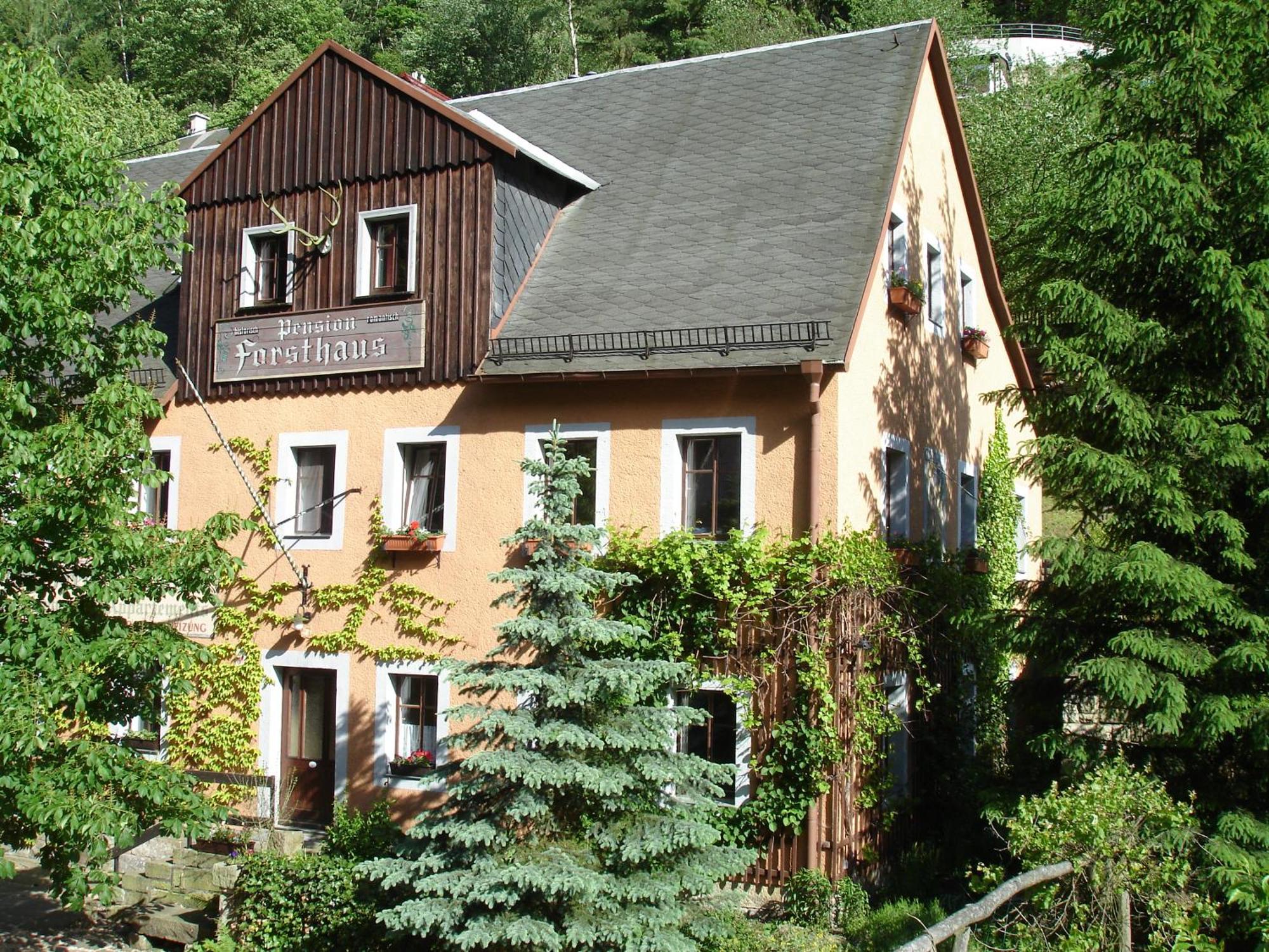 Das Forsthaus Hotelapartments 바트샨다우 외부 사진